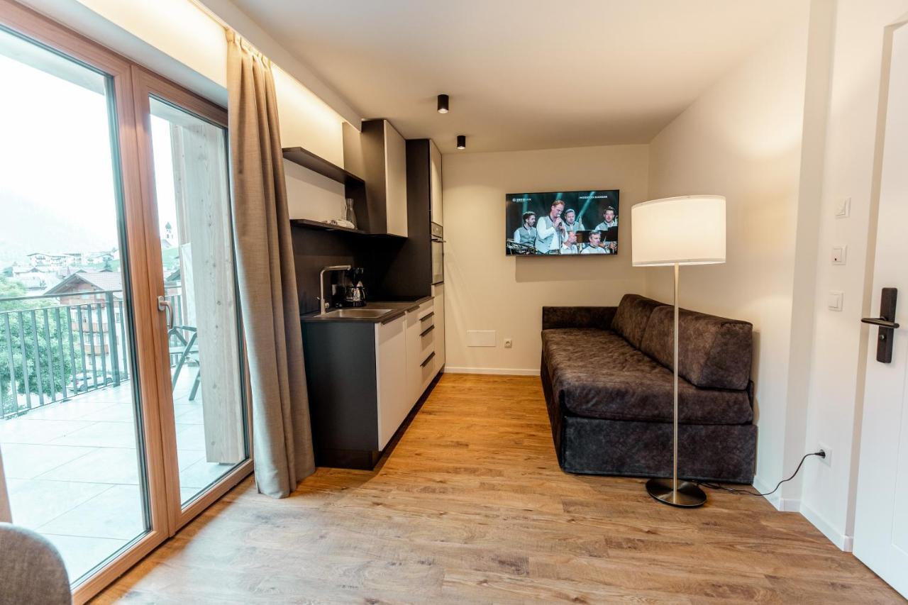 Tyrol Living & Cafe Apartment Nova Levante Ngoại thất bức ảnh